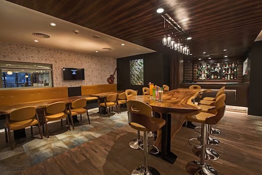 M Crown Hotel Shillong Side Image 1