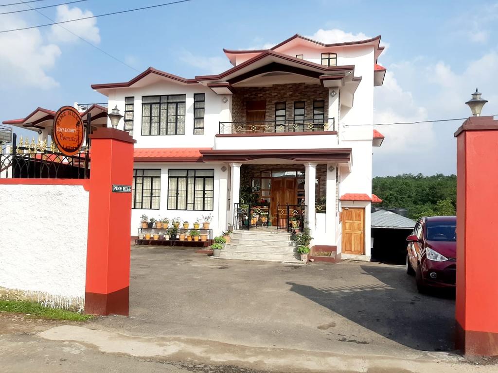 Pine Hill HomeStay Shillong Side Image 2
